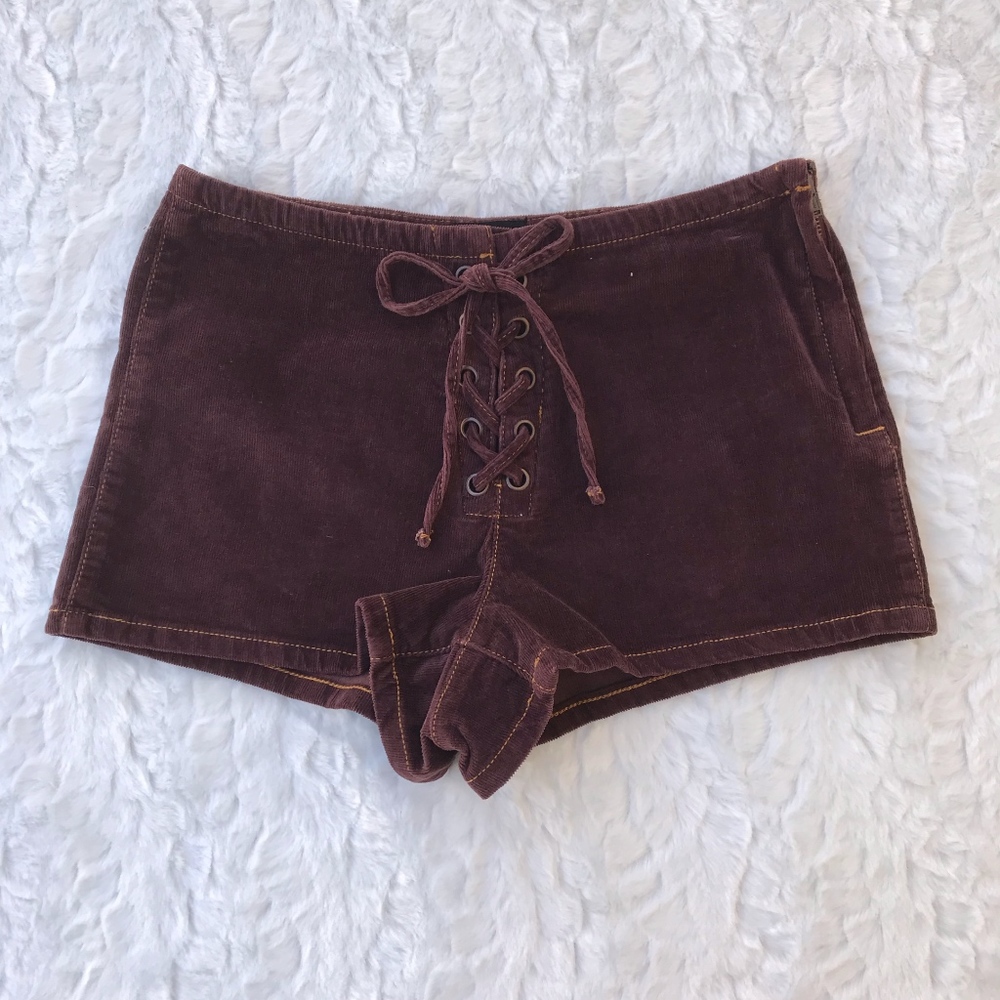 BDG URBAN OUTFITTERS LACE UP CORDUROY SHORTS